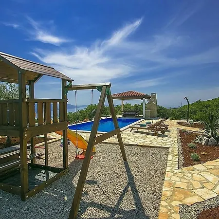 Charming Villa With Swimming Pool In Plomin *