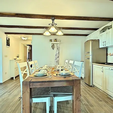 Charming Villa With Swimming Pool In Plomin *