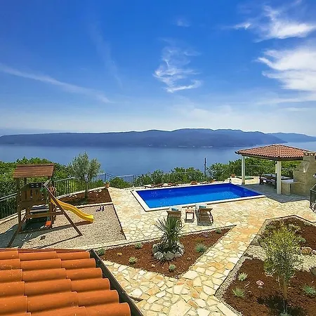 Charming Villa With Swimming Pool In Plomin Plomin