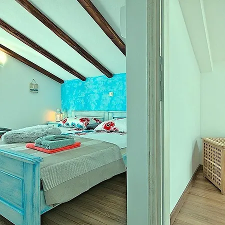 Charming Villa With Swimming Pool In Plomin *